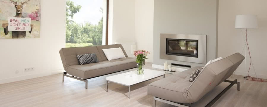 Minimalizm + glamour w domu z ogródkiem