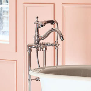 Różowa łazienka - hit czy kit?