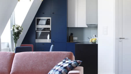 Klimatyczne poddasze kamienicy na Powiślu