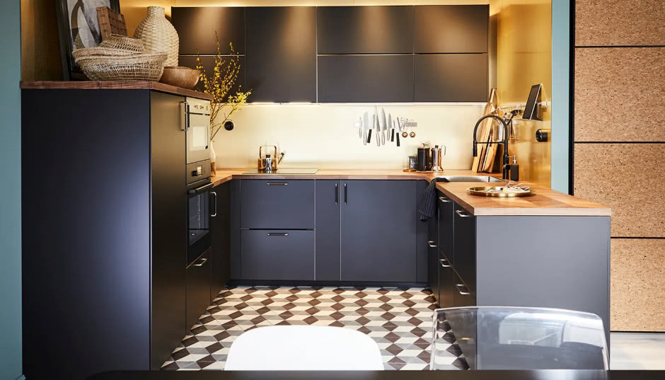 Jak rozplanować kuchnię w kształcie litery U? Praktyczne porady