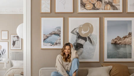 Anna Lewandowska zaprojektowała kolekcję plakatów! Zainspirowała ją miłość do córek i sport