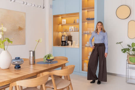 Błękit ma znaczenie. Klimat Hamptons w domu na warszawskim Zaciszu