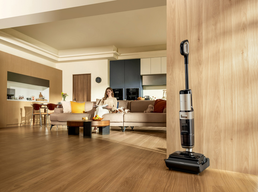 Tineco Floor One S5 Stretch Gold.