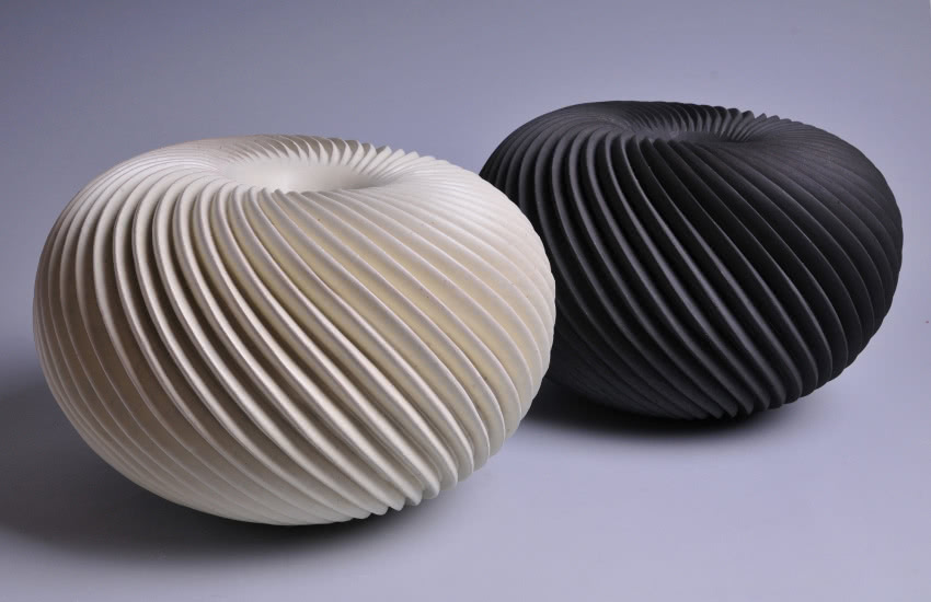 Henry Lula,
„Muszla biała”, 2014, wys. 28...