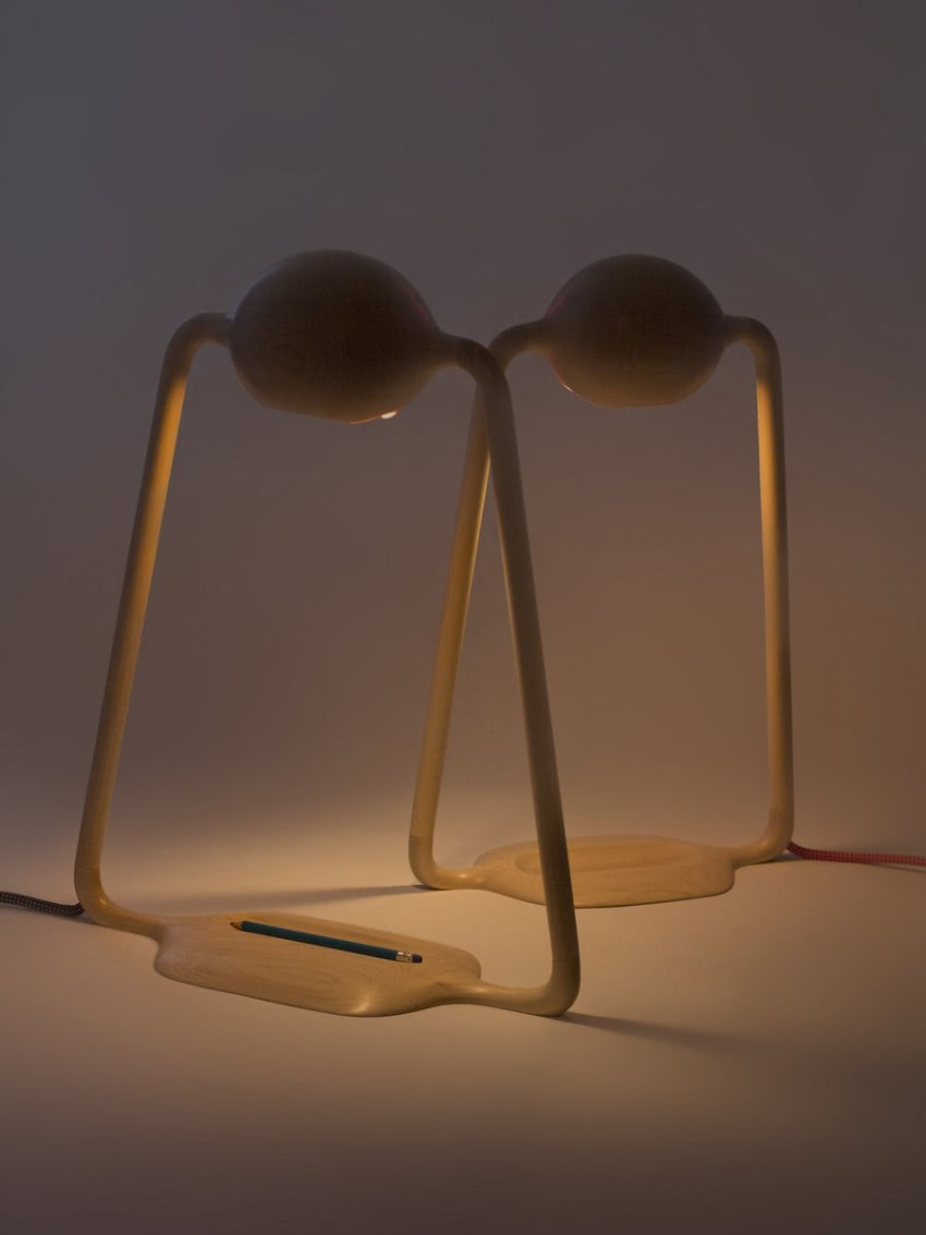 Technika i forma
Lampy Enu zostały wykonane z...