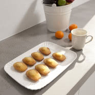 Minimalizm + glamour w domu z ogródkiem