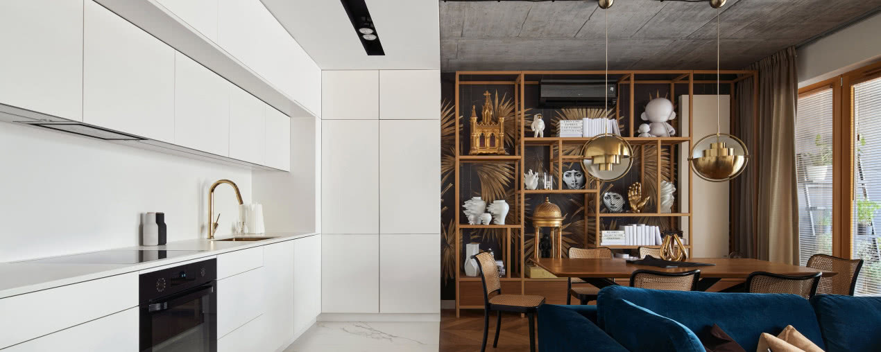 Apartament w Krakowie w stylu glam loft! Projektant połączył złoto z betonem