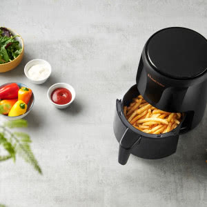 Frytkownica beztłuszczowa czy urządzenie wielofunkcyjne na gorące powietrze - co wybrać?