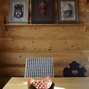 Schody na piętro, do których balustradę wykonała...