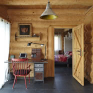 Folklor polski i amerykański w domu u stóp Bieszczad