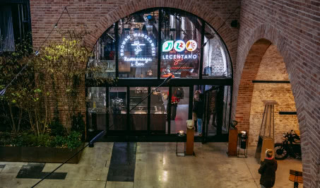 Browary Warszawskie kiedyś i dziś. To miejsce przeszło totalną metamorfozę!