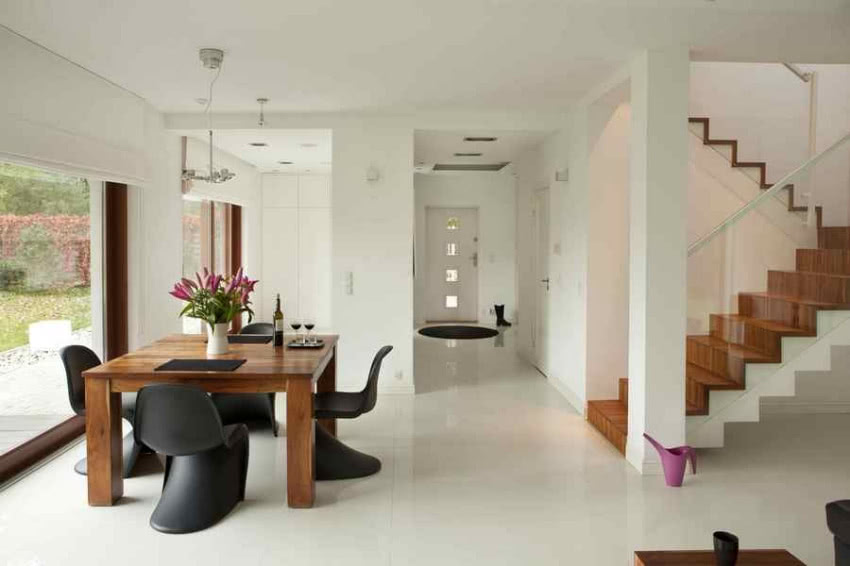 Kontrastowe zestawienie bieli, czerni i...