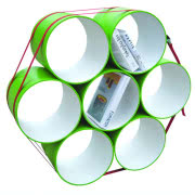 Blow - sofa zrobiona z papierowych worków...