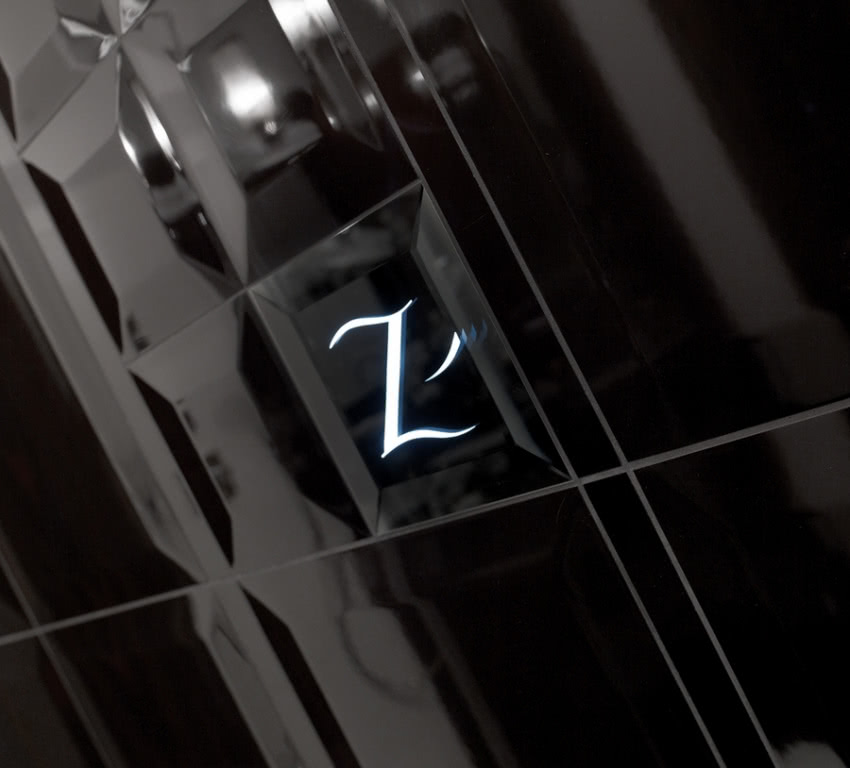 Czarne płytki z kolekcji Piccadilly Tubądzina...