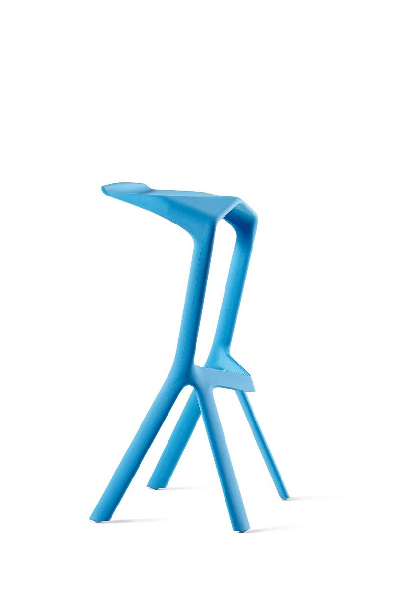 Na wysokościach
Stołek barowy o dość nietypowej...