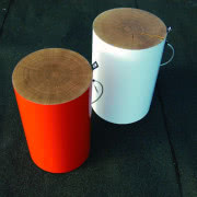 Blow - sofa zrobiona z papierowych worków...