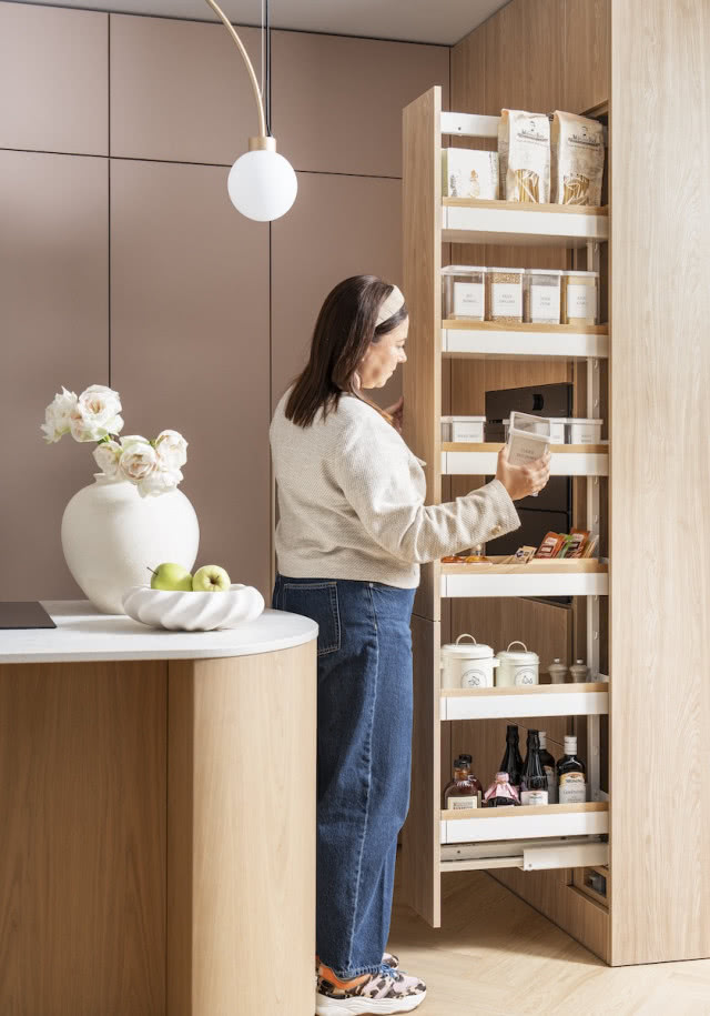 cargo do wysokich szafek PEKA