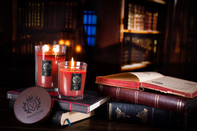VINTAGE-LIBRARY, Vellutier® przedstawia luksusowe świece zapachowe, które przemienią każde wnętrze