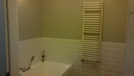 Jak ożywić aranżację łazienki?