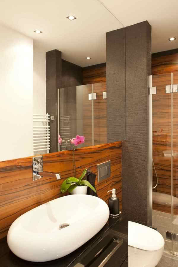 Łazienka na parterze - oprócz wc dla gości...