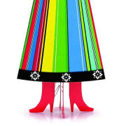 Puf zrobiony z tektury. Może też być podnóżkiem...