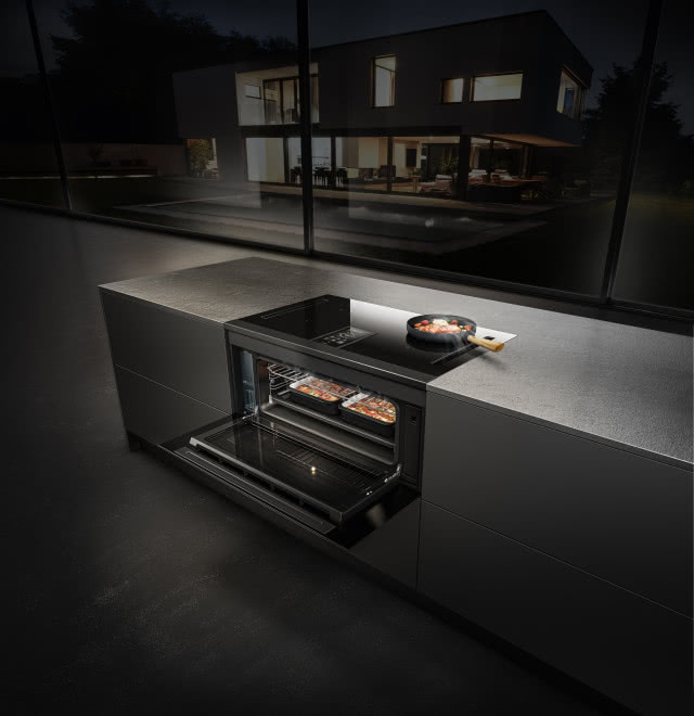 Nazwa LHOV bazuje na trzech podstawowych elementach wyposażenia kuchni - płyta grzewcza, piekarnik, wentylacja (hob, oven, ventilation),  
a ich spoiwem jest "miłość" (love), która doprowadziła do połączenia trzech niezależnych urządzeń w jedno.