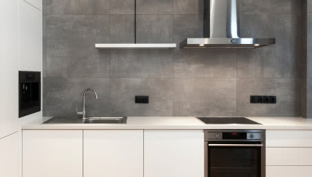 Jak rozmieścić gniazdka elektryczne w kuchni?