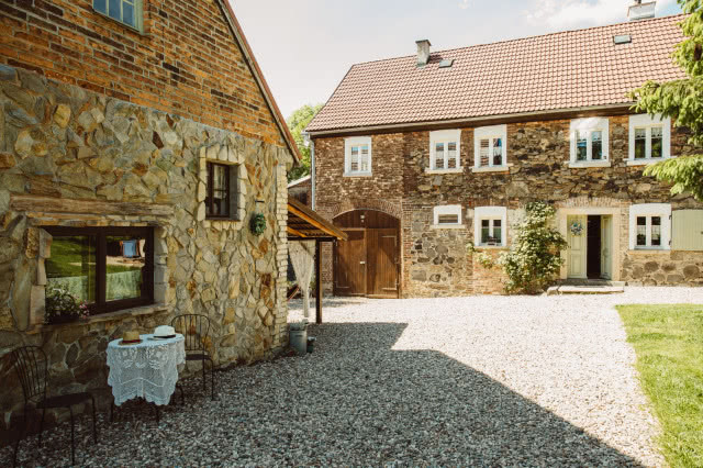 klimatyczne siedlisko w Polsce w stylu rustykalnym