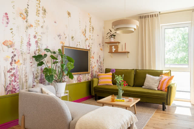 telewizor w ramie od obrazu