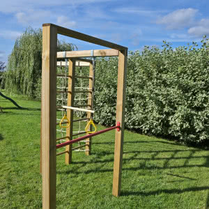 Jak urządzić ciekawą bawialnię pod chmurką?