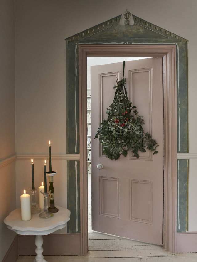 jemioła na drzwiach