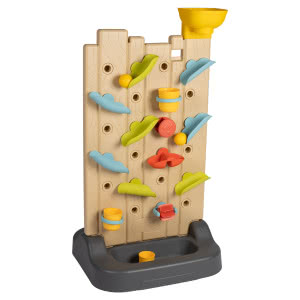 Jak urządzić ciekawą bawialnię pod chmurką?