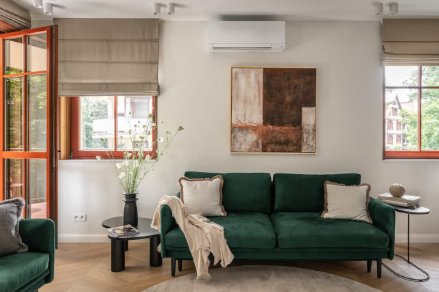 Metamorfoza mieszkania z lat 90. Przytulny azyl nad morzem