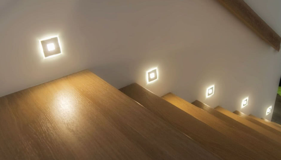 Światło na schodach - oprawy LED Fortune BRITOP Lighting do zadań specjalnych