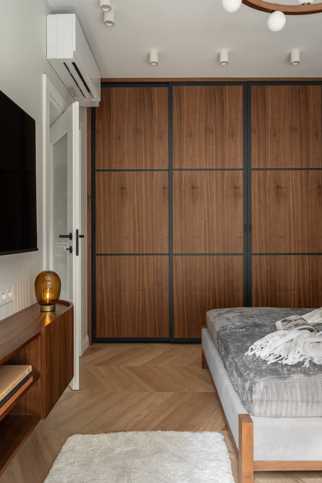 garderoba w sypialni