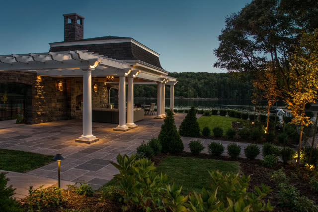 Jak oświetleniem połączyć mieszkanie z przestrzenią zewnętrzną?