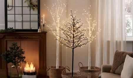 Blask, który tworzy magię - najpiękniejsze dekoracje świetlne na święta