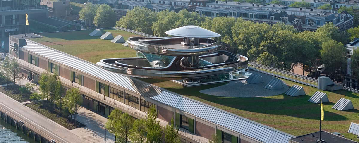 Stuletni magazyn zamieniony w muzeum! Fenix w Rotterdamie podejmuje ważny temat imigracji