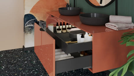 5 pomysłów na organizację łazienkowych szuflad i szafek