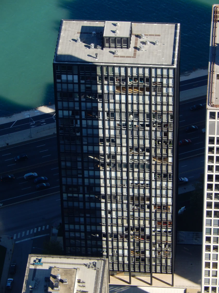 Apartamentowce 860-880 Lake Shore Drive w...