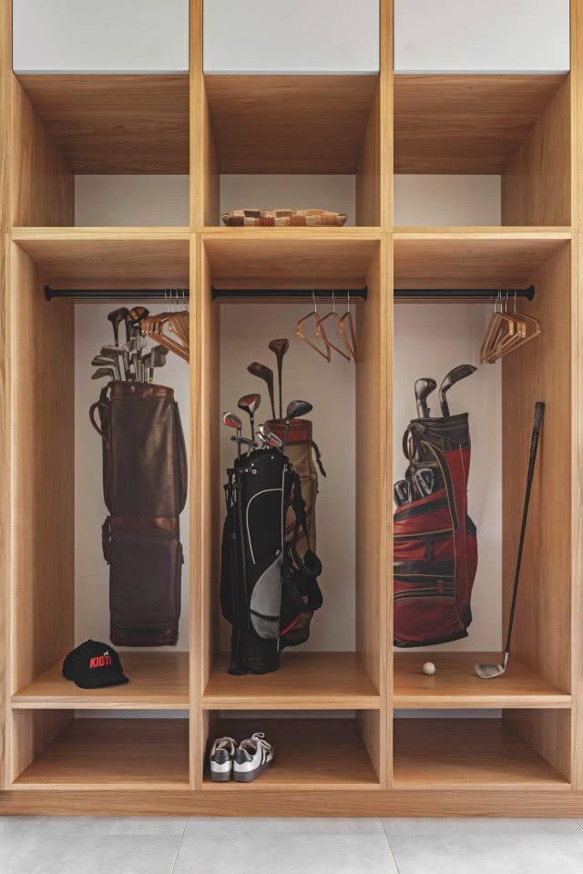 tapeta z kijami golfowymi