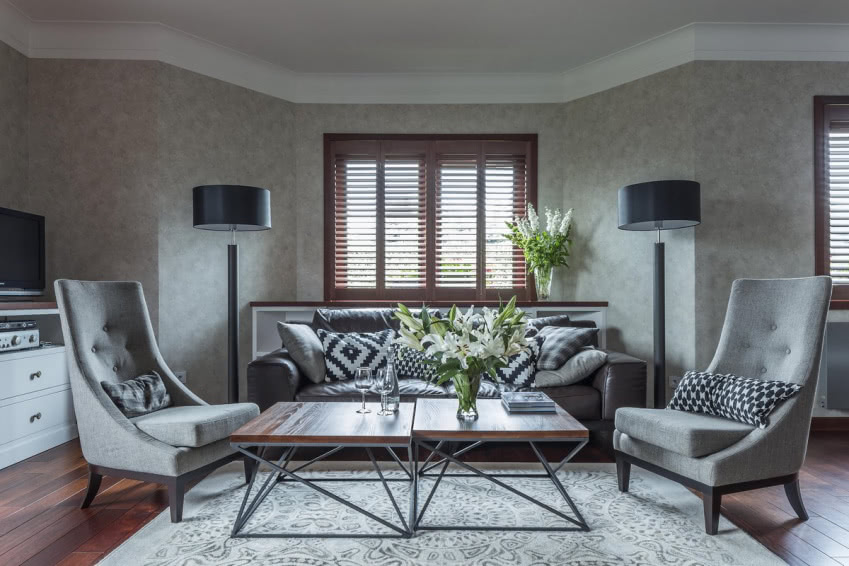 W aranżacji salonu kluczem jest symetria,...