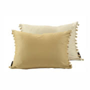 Poszewka z kolekcji Noemi