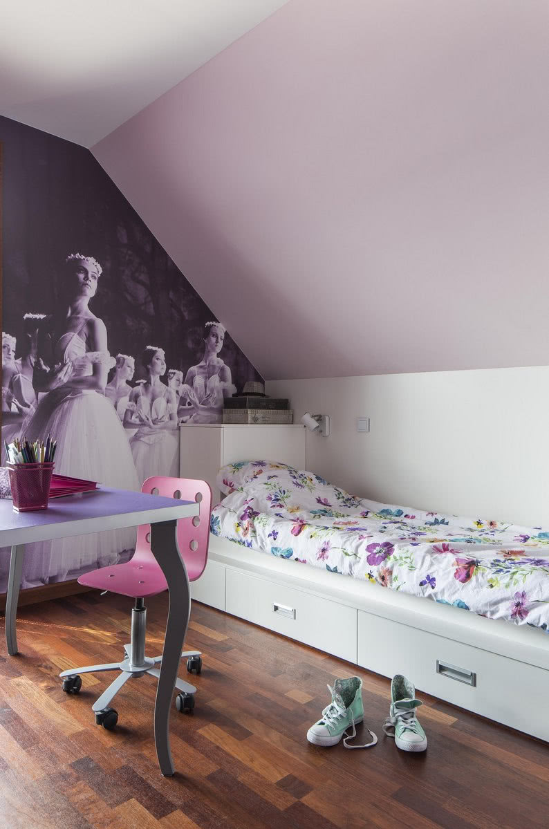 Fototapeta zdobi także pokój córki - tym razem z...