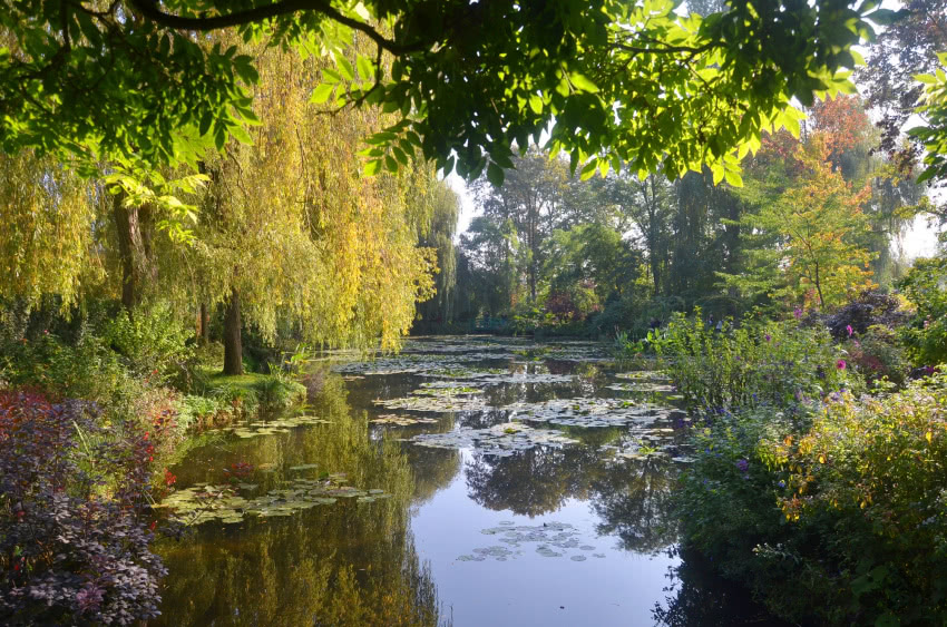 Miejscowość Giverny w Normandii.
