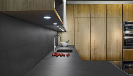 Kuchnia z charakterem - Calce Nero od Laminam