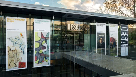 Ostatnie dni na zwiedzenie wystawy Viva Magenta w Desa Unicum! 31 maja odbędzie się aukcja wystawionych prac!