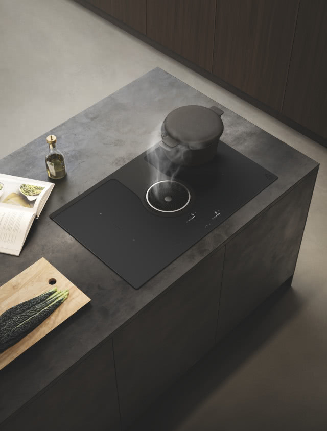 okap wbudowany w płytę - NikolaTesla Raw