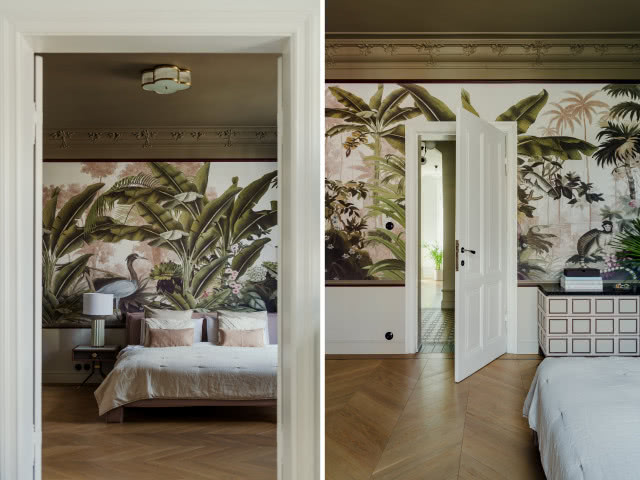 Sypialnia vintage z egzotyczną tapetą