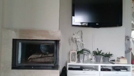 Aranżacja ściany z kominkiem